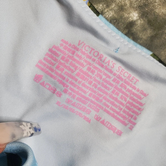 Victoria's Secret Ruffle Plungr Lemon Print Bikini - Picture 3 of 7